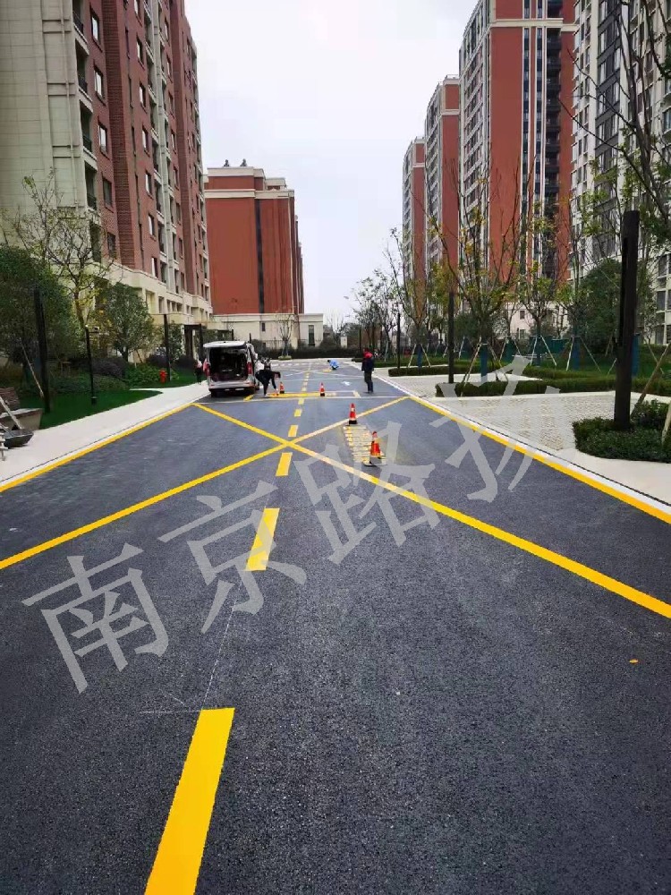 道路劃線(xiàn)